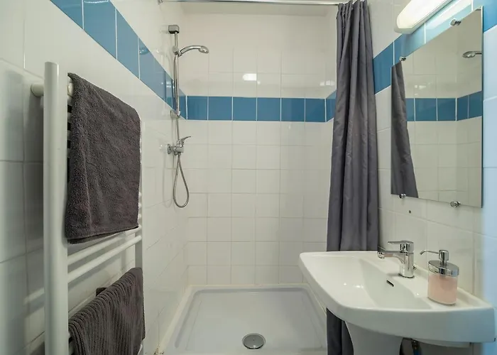 Le Cinema - - Proche Sanctuaire Apartamento