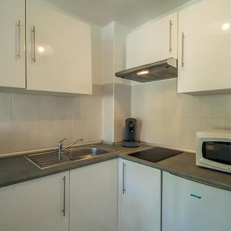 Le Cinema - - Proche Sanctuaire Apartment