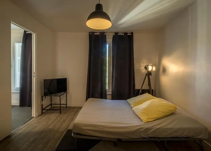 Le Cinema - - Proche Sanctuaire Διαμέρισμα